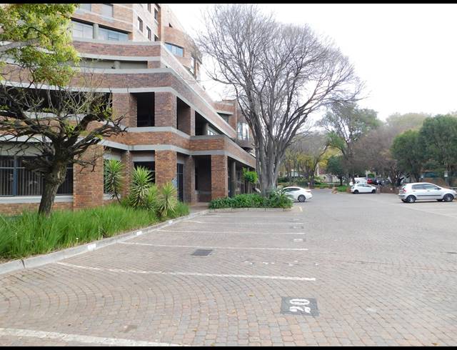 314M² OFFICE TO LET IN PARKTOWN
